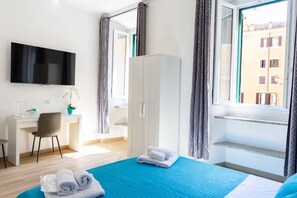 3 bedrooms, desk, iron/ironing board, Internet - MH Luxury Suite Pantheon (Roma)
