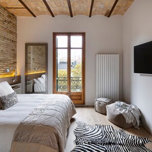 Apartment | 2 bedrooms, Internet - The Avenue 2BR Luxury Unit in Diagonal Ave (Barcelona)