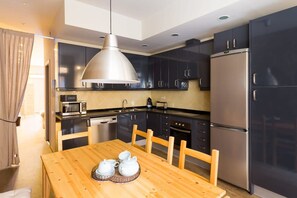 อพาร์ทเมนท์ | 1 ห้องนอน, อินเทอร์เน็ตความเร็วสูง