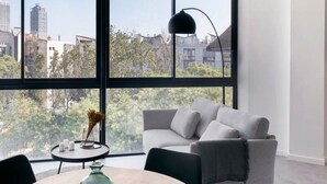 Apartment | 1 bedroom - Bright Oasis 1 BD Apartment in Poble Nou (Barcelona)