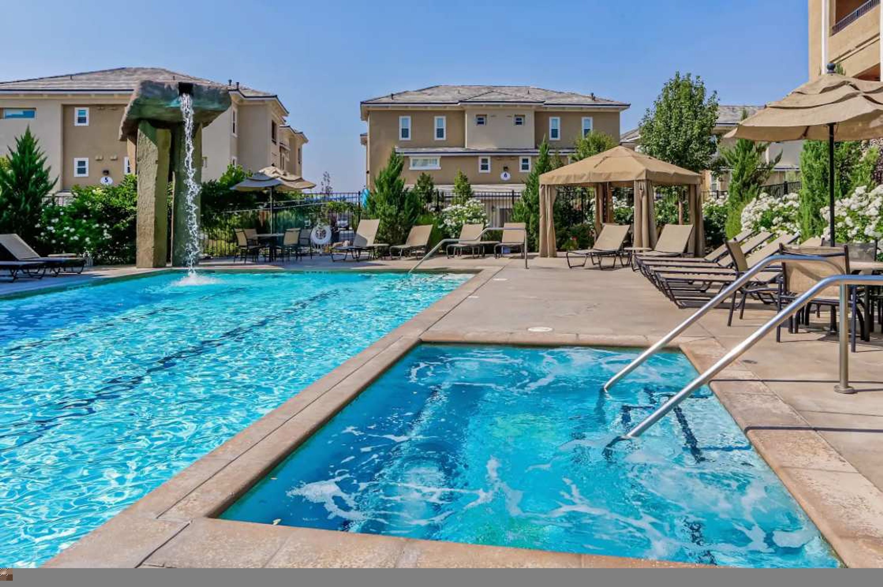 Apartment | 2 bedrooms, Internet