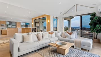 House | 4 bedrooms, Internet