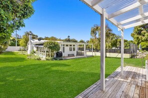 House | 4 bedrooms, Internet - Portsea Paradise Pool and Tennis Court (Portsea)