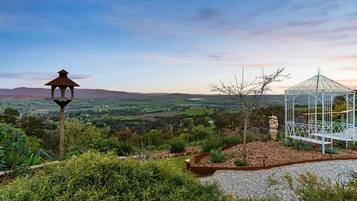 House | 4 bedrooms, Internet