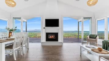 House | 4 bedrooms, Internet