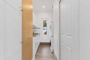 House | 4 bedrooms, Internet - Skyline Views Yarra Valley s Elevated Escape (Yarra Glen)