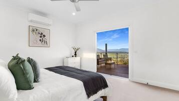 House | 4 bedrooms, Internet