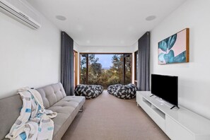 House | 4 bedrooms, Internet - St Andrews Beach House Golf Course Views Spa Beach (St. Andrews Beach)