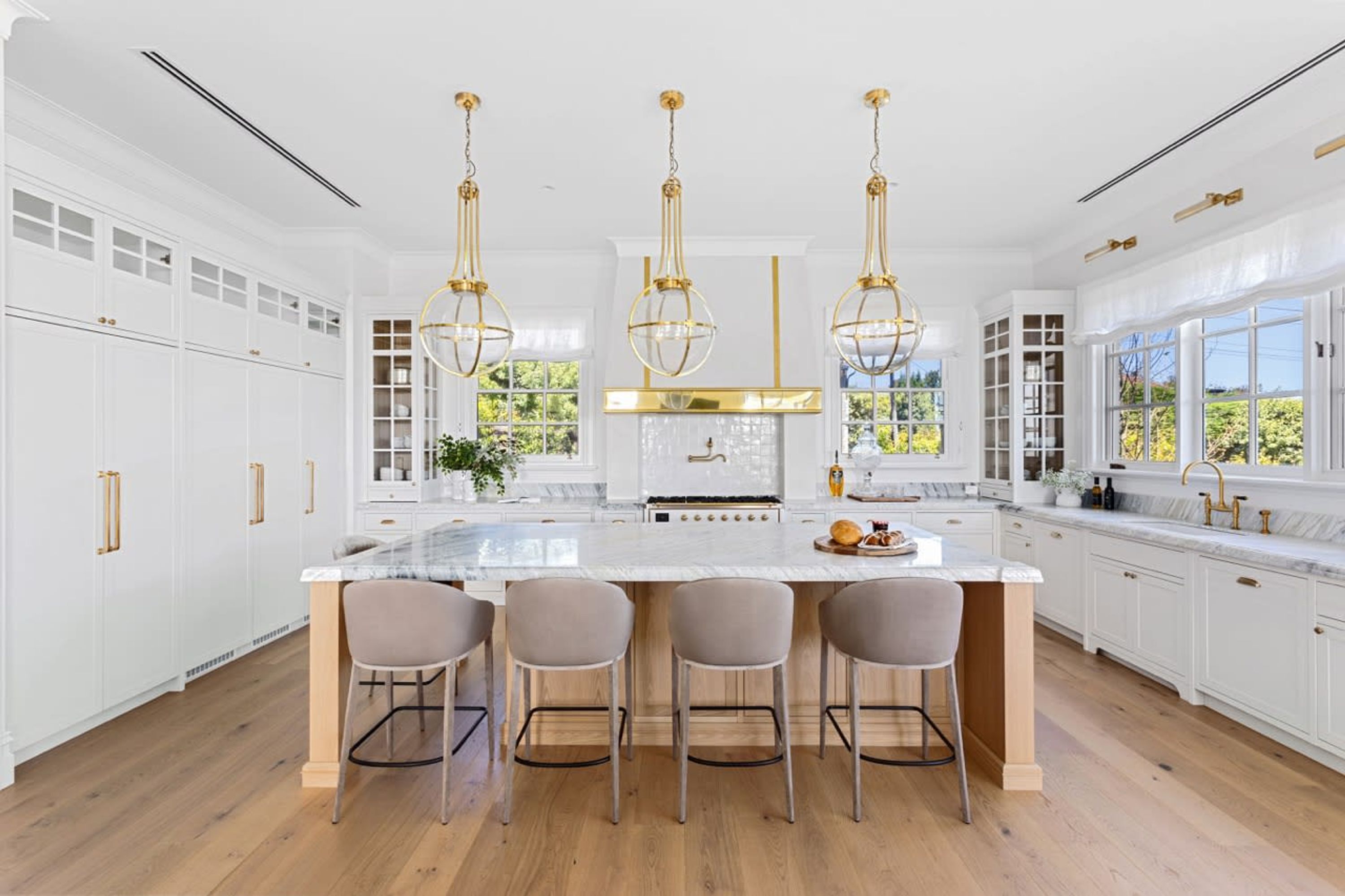 House | 5 bedrooms, Internet