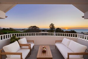 House | 5 bedrooms, Internet - Barrington in Mornington (Mornington)