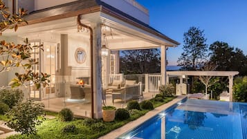 Rumah | 5 kamar tidur dan internet