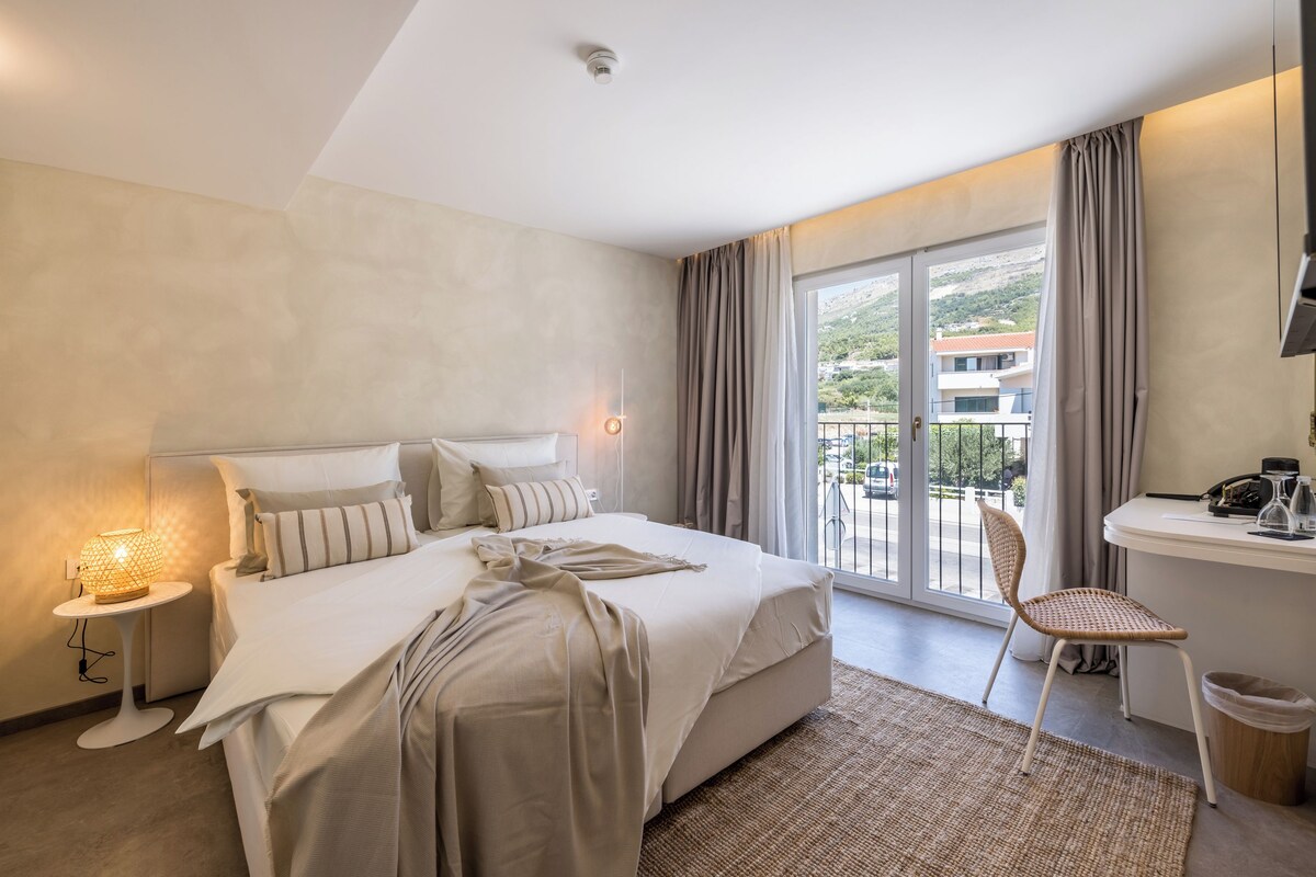 Economy double room