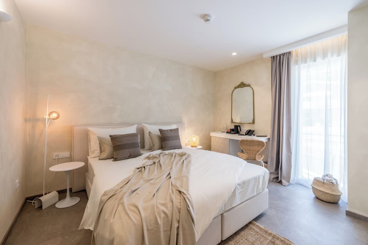 Chambre avec lits jumeaux, vue montagne