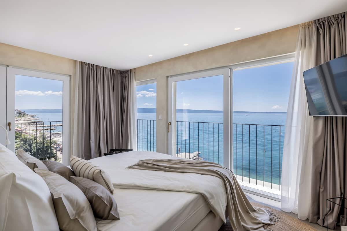 Suite, 2 chambres, vue mer | Vue de la chambre