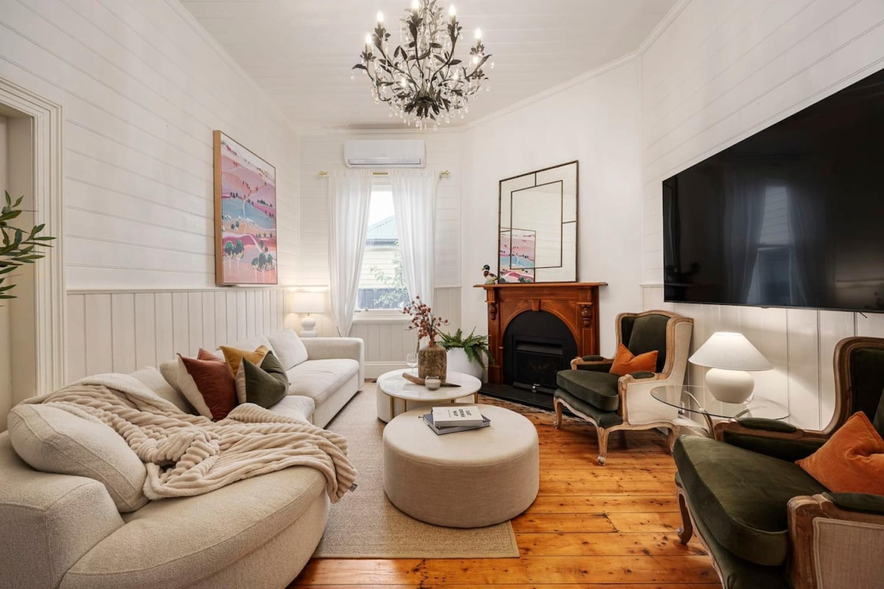 House | 6 bedrooms, Internet