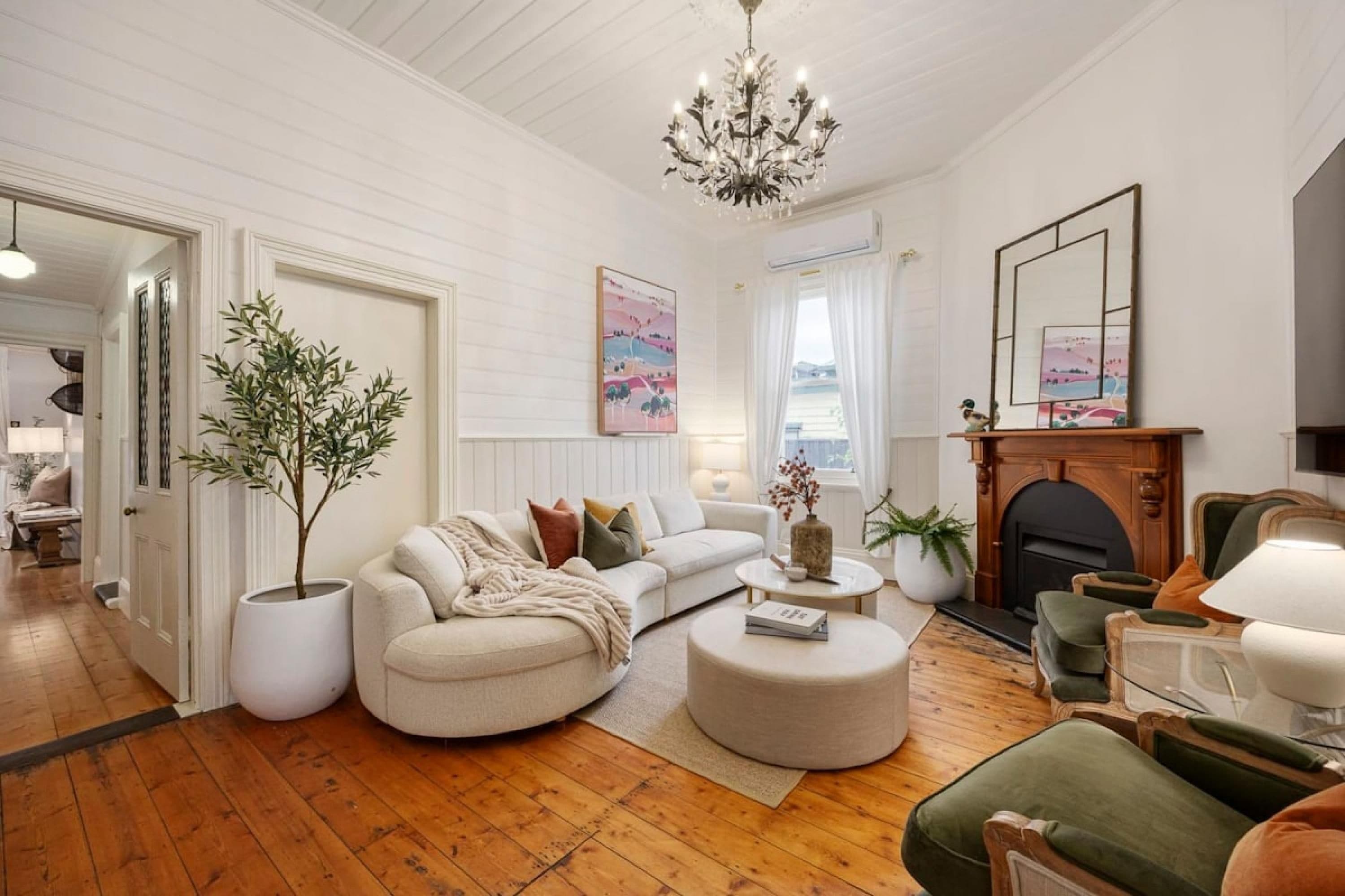 House | 6 bilik tidur, Internet 