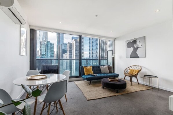 Apartment - Southbank Bella - New Listing (Southbank)