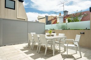 Apartment | 3 bedrooms, desk, Internet - Balmain Family Tranquility - Harbour Views (Balmain East)