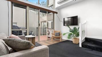 Apartment | 3 bedrooms, Internet