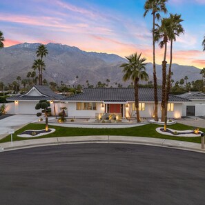 Hus | 4 soverom, skrivebord, strykejern/-brett og internett