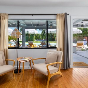 Apartment | 8 bedrooms, Internet