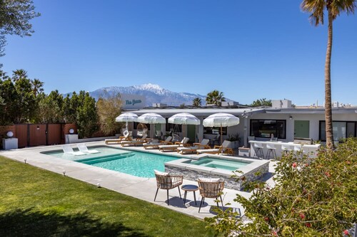 The Yucca Hotel- Entire Boutique Buyout