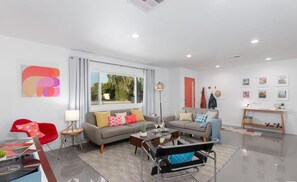 House | 4 bedrooms, Internet - Pop Art Paradise- Monthly Pool Spa (Palm Springs)