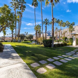 Garden - Mountain View Villa in Palm Springs (Palm Springs)