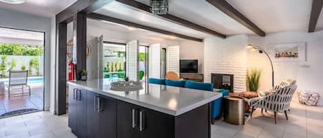 บ้านพัก | 3 ห้องนอน, เตารีด/โต๊ะรีดผ้า, อินเทอร์เน็ตความเร็วสูง