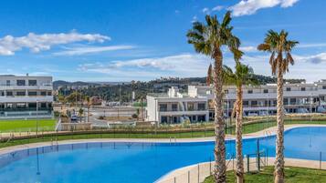 House | 7 bedrooms, Internet