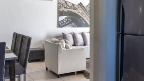 Unclassified image, 5 of 33, button - Stunning Modern Home (Puerto Peñasco)