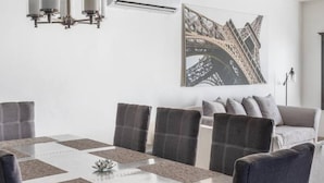 Unclassified image, 3 of 33, button - Stunning Modern Home (Puerto Peñasco)