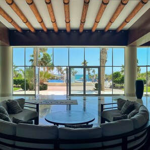 House | 2 bedrooms - Splash Into Style Ground Floor Poolside Condo (Puerto Peñasco)