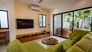 Room - Villa Xpujil Pool AC Internet Beach Club (Bacalar)