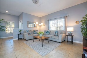 Apartment | 5 bedrooms, desk, Internet - Stunning 5Bd Close to Disney at Storey Lake 3199 (Kissimmee)