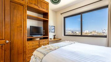 3 bedrooms, Internet