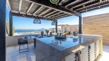 Apartment, Accessible | 3 bedrooms, Internet