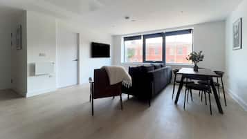 Apartment, Accessible | 2 bedrooms, iron/ironing board, Internet