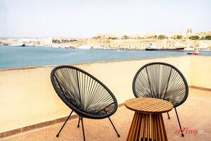 Nhà | 2 phòng ngủ, bàn, truy cập Internet tốc độ cao