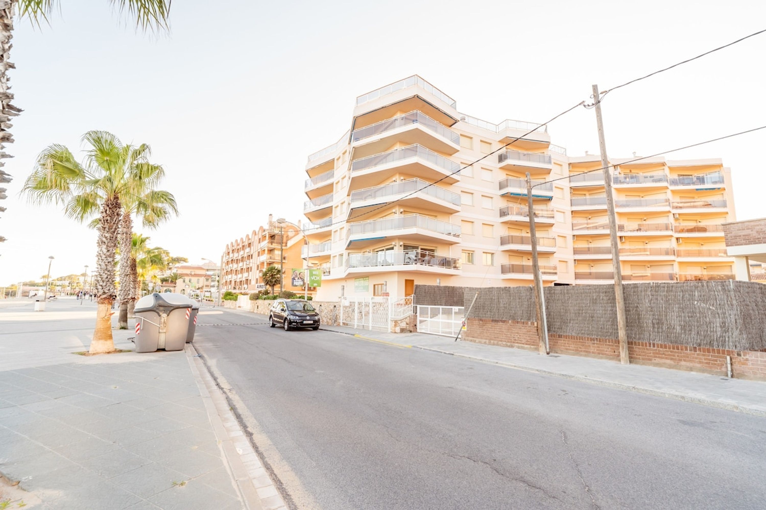 2 bedrooms, iron/ironing board, Internet