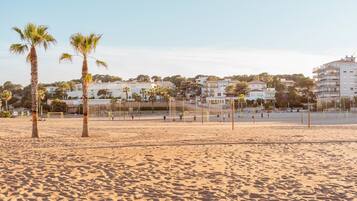 Apartment | 2 bedrooms, iron/ironing board, Internet