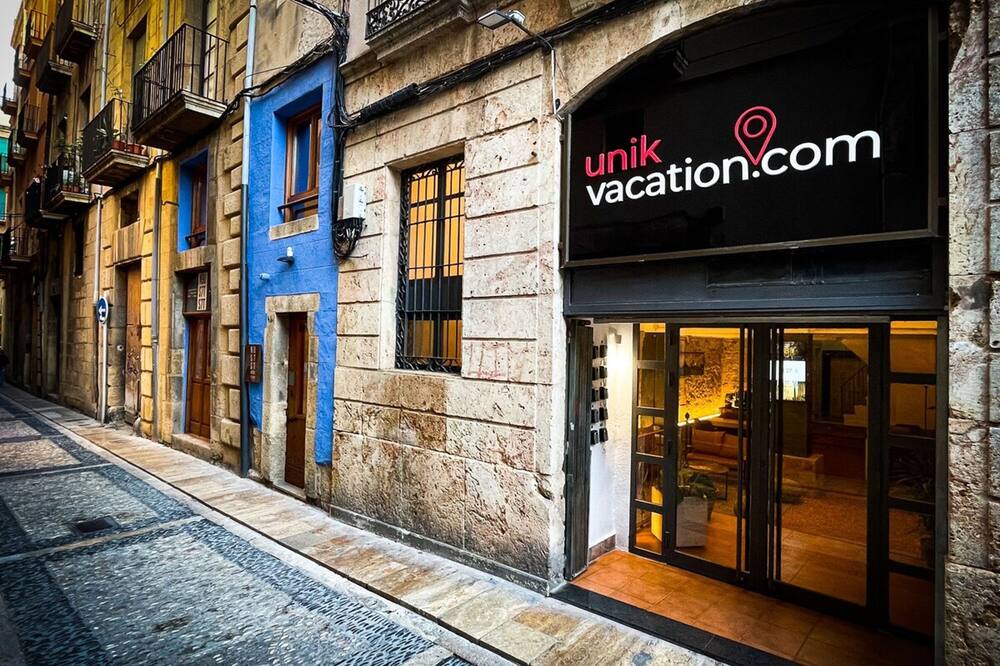 Unik Vacation Trinquet Nou