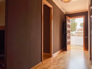 Studio | 2 bedrooms, Internet