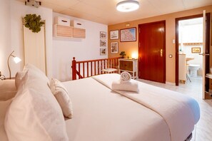 Apartment | 1 bedroom, iron/ironing board, Internet
