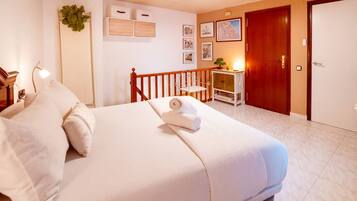 1 bedroom, iron/ironing board, Internet