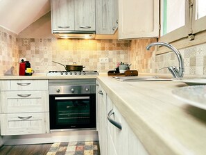 House | Desk
