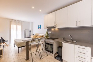 Apartment | 1 bedroom, iron/ironing board - Unik Vacation Studio (Tarragona)