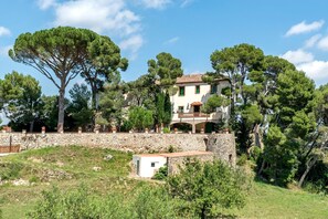 Villa | 9 bedrooms, desk, Internet