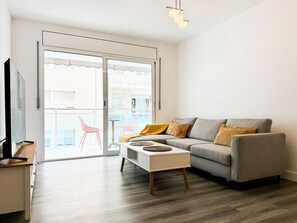 Leilighet | 3 soverom, skrivebord og internett