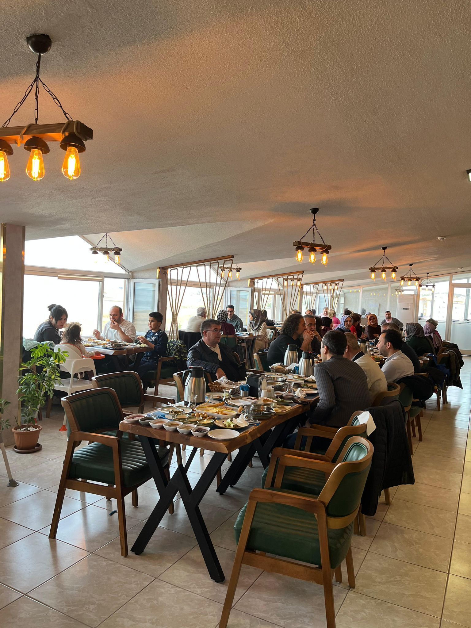 Tägliches inbegriffenes Frühstücksbuffet